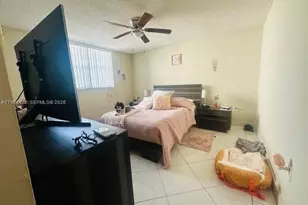 17878 N Bay Rd, Sunny Isles Beach, FL 33160 - Photo 21