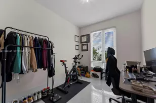 10265 NW 63rd Terrace, Doral, FL 33178 - Photo 15