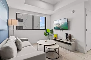 239 SW 9th St, Miami, FL 33130 - Photo 21