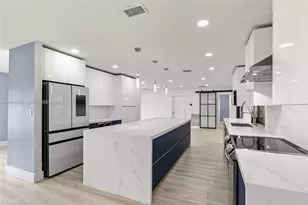 10625 SW 79th Pl, Miami, FL 33156 - Photo 13