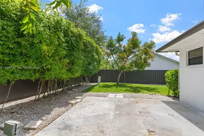 10625 SW 79th Pl, Miami, FL 33156 - Photo 35