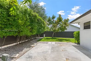 10625 SW 79th Pl, Miami, FL 33156 - Photo 35