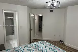 9403 Fontainebleau Blvd, Miami, FL 33172 - Photo 15