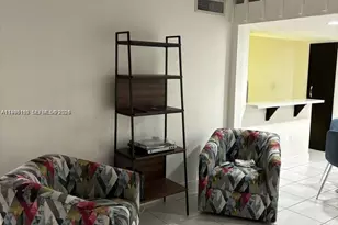 9403 Fontainebleau Blvd, Miami, FL 33172 - Photo 5