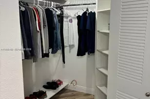 9403 Fontainebleau Blvd, Miami, FL 33172 - Photo 19