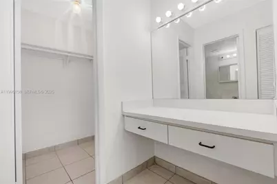 6130 W 19th Ave #305, Hialeah, FL 33012 - Photo 27
