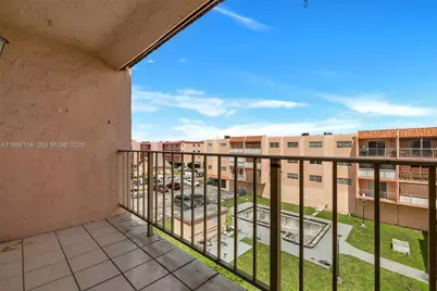 6130 W 19th Ave #305, Hialeah, FL 33012 - Photo 31
