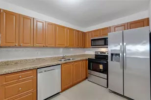 6130 W 19th Ave, Hialeah, FL 33012 - Photo 7