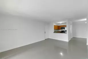 6130 W 19th Ave, Hialeah, FL 33012 - Photo 5