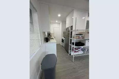 821 NE 6th St #2, Hallandale Beach, FL 33009 - Photo 15