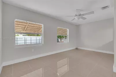 8400 NW 25th St, Sunrise, FL 33322 - Photo 7