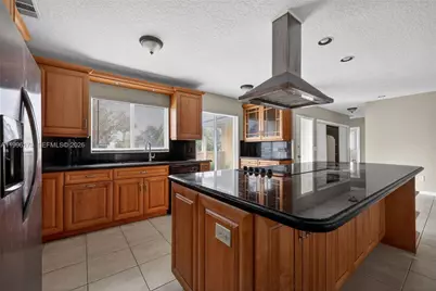1104 SW 12th St, Boca Raton, FL 33486 - Photo 11