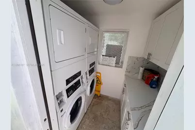 901 SE 2nd Ct #4, Fort Lauderdale, FL 33301 - Photo 11