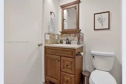 9375 NW 18th Ct, Plantation, FL 33322 - Photo 25