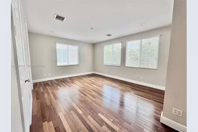 504 SW 4th Ave, Fort Lauderdale, FL 33315 - Photo 23