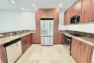 504 SW 4th Ave, Fort Lauderdale, FL 33315 - Photo 11