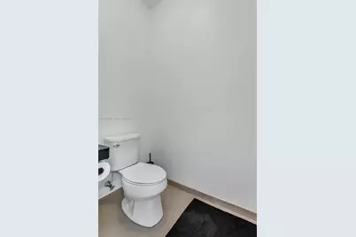 3446 W 90th St, Hialeah, FL 33018 - Photo 31