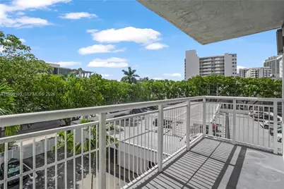 1688 West Ave #408, Miami Beach, FL 33139 - Photo 17