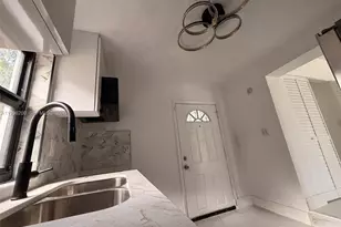 1261 NW 45th St, Miami, FL 33142 - Photo 21