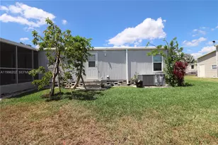 221 Grassy Key, Naples, FL 34114 - Photo 17