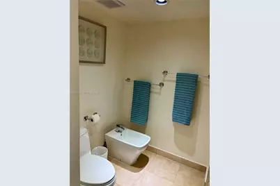 1717 N Bayshore Dr #A-2254, Miami, FL 33132 - Photo 17