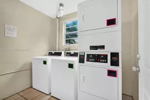 4655 Palm Ave, Hialeah, FL 33012 - Photo 37