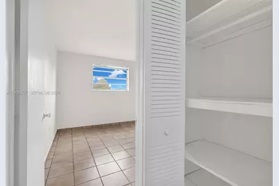 4655 Palm Ave #205, Hialeah, FL 33012 - Photo 35