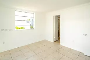 3527 NE 168th St, North Miami Beach, FL 33160 - Photo 11