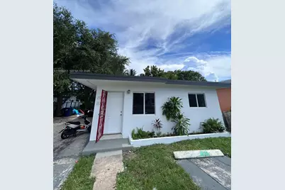 1128 NW 76th St, Miami, FL 33150 - Photo 5