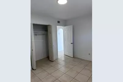 1128 NW 76th St, Miami, FL 33150 - Photo 17