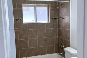 1128 NW 76th St, Miami, FL 33150 - Photo 13