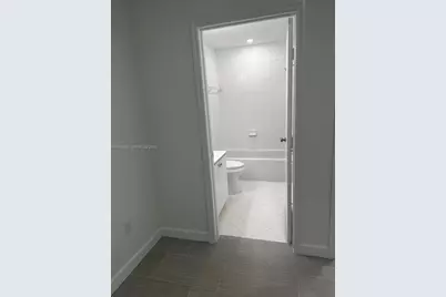 2930 SE 12th Rd #203-31, Homestead, FL 33035 - Photo 9