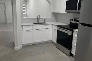 2930 SE 12th Rd, Homestead, FL 33035 - Photo 3