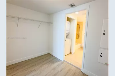 1750 N Bayshore Dr #4611, Miami, FL 33132 - Photo 17