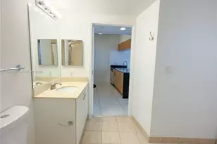 1750 N Bayshore Dr, Miami, FL 33132 - Photo 21