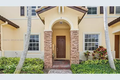 9041 SW 227th St #5, Cutler Bay, FL 33190 - Photo 3