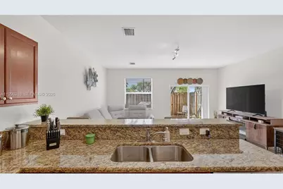 9041 SW 227th St #5, Cutler Bay, FL 33190 - Photo 11