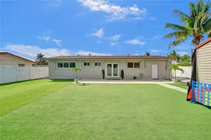 19625 NW 6th Pl, Miami Gardens, FL 33169 - Photo 15