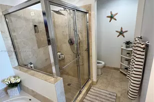 3330 NE 190th St, Aventura, FL 33180 - Photo 25