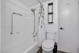 10240 Collins Ave, Bal Harbour, FL 33154 - Photo 11