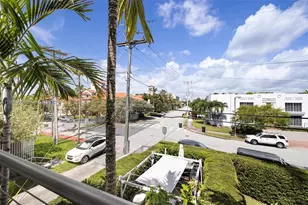 3915 N Meridian Ave, Miami Beach, FL 33140 - Photo 9