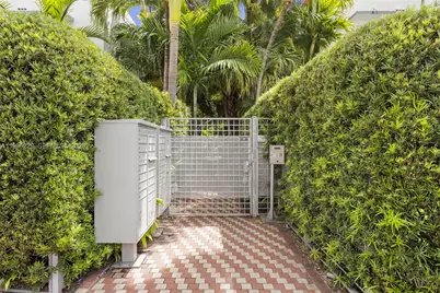 3915 N Meridian Ave #201, Miami Beach, FL 33140 - Photo 31