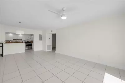 462 Golden Isles Dr #210, Hallandale Beach, FL 33009 - Photo 3