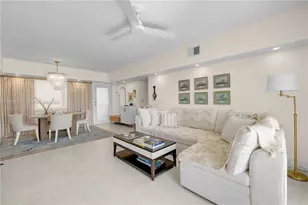 462 Golden Isles Dr, Hallandale Beach, FL 33009 - Photo 3