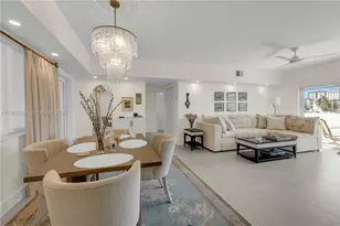 462 Golden Isles Dr, Hallandale Beach, FL 33009 - Photo 1