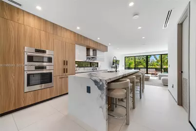 420 SW 15th Rd #420, Miami, FL 33129 - Photo 1