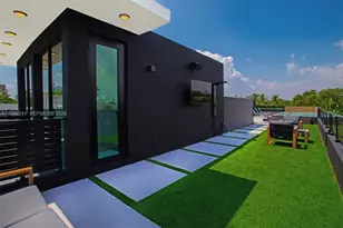 420 SW 15th Rd, Miami, FL 33129 - Photo 7