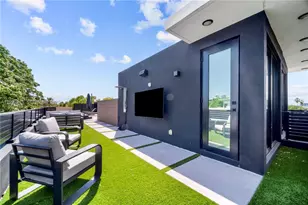 420 SW 15th Rd, Miami, FL 33129 - Photo 3
