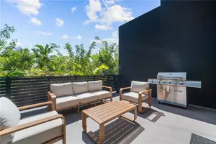 420 SW 15th Rd, Miami, FL 33129 - Photo 19
