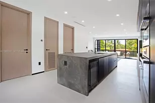 420 SW 15th Rd, Miami, FL 33129 - Photo 23